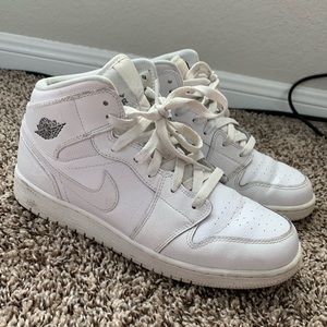 Air Jordan 1 Mid👍🏽